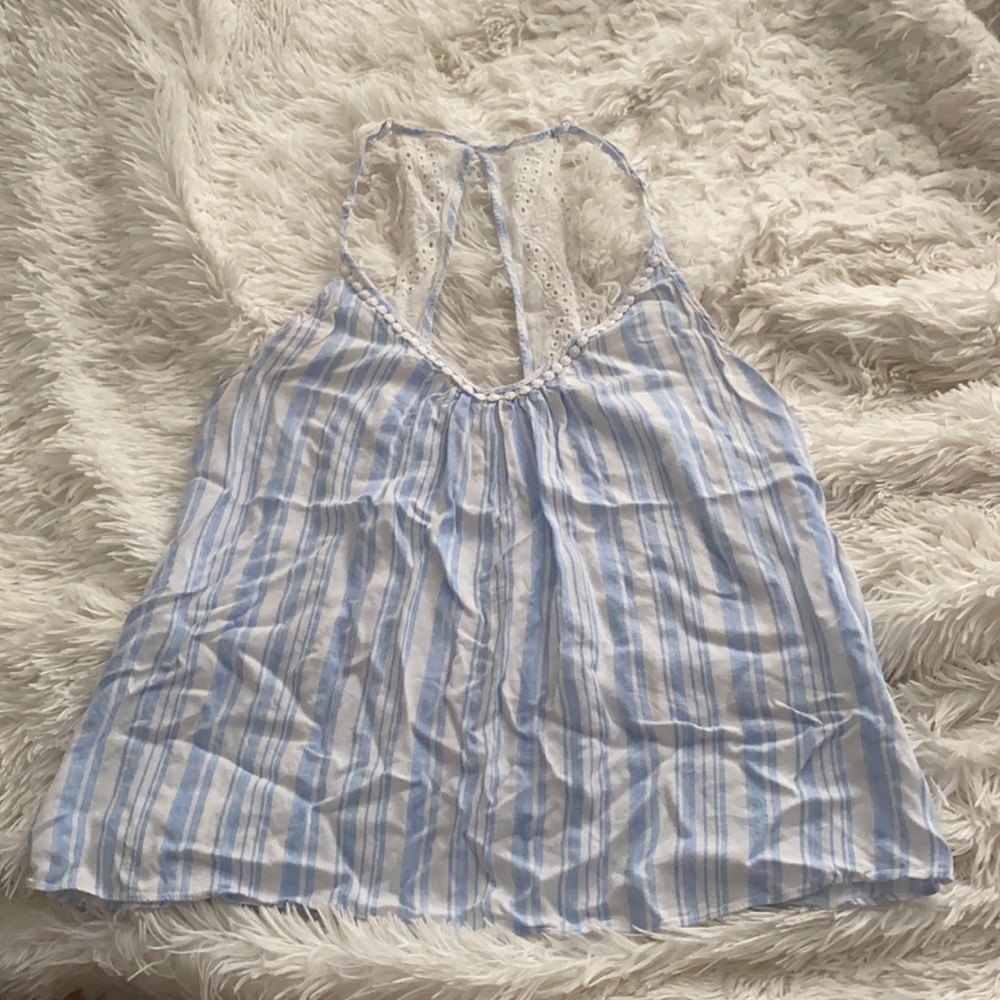 Very cute summer tank top with lace back:)